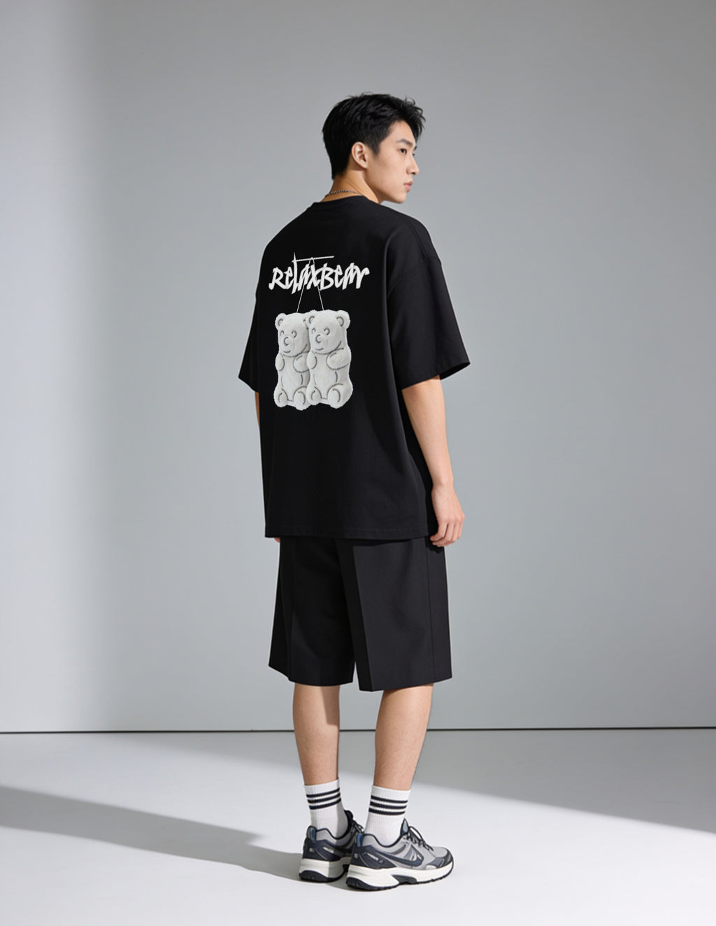 Dicebear Tee